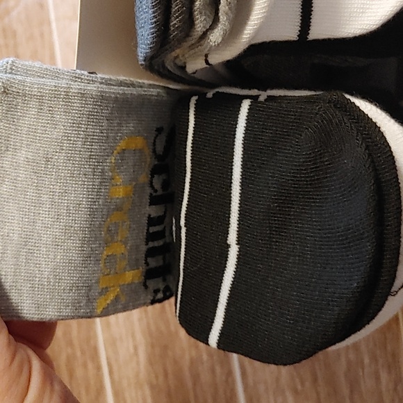 BNIP new Schitt's Creek TV show socks 10 pairs size 4-10 - Picture 7 of 8